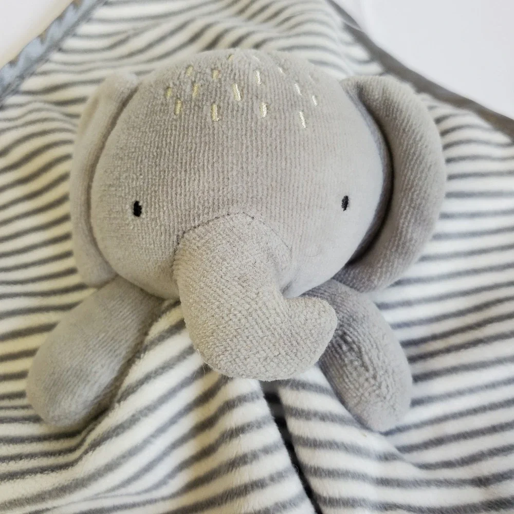 Wonder Nation Baby Elephant‎ Lovey Gray Stripes w Satin Plush Security Blanket